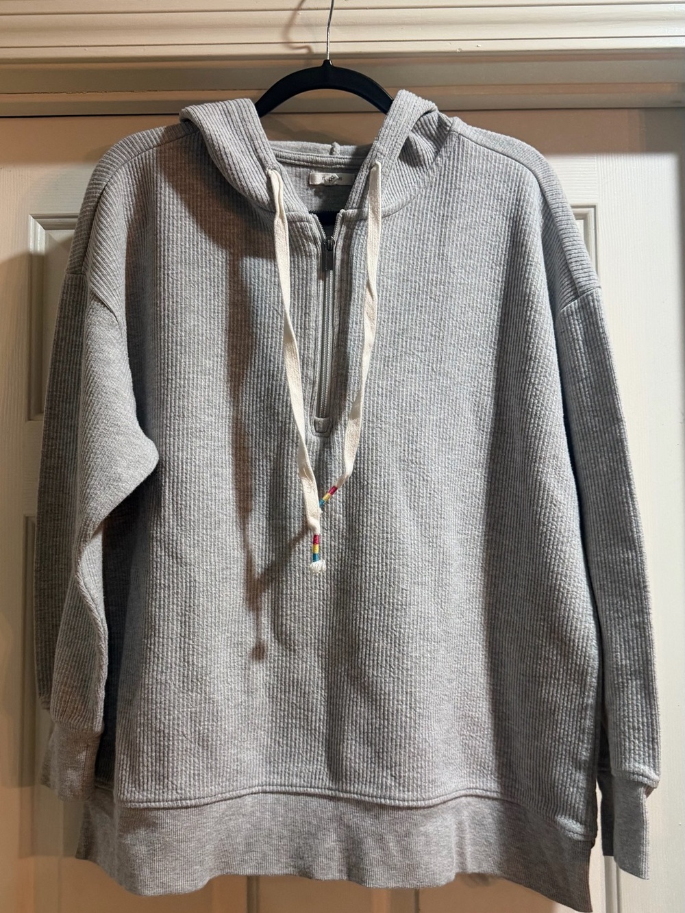 Maurices Light Gray Half-Zip Hoodie Sweatshirt Size XXL pit to pit 25”